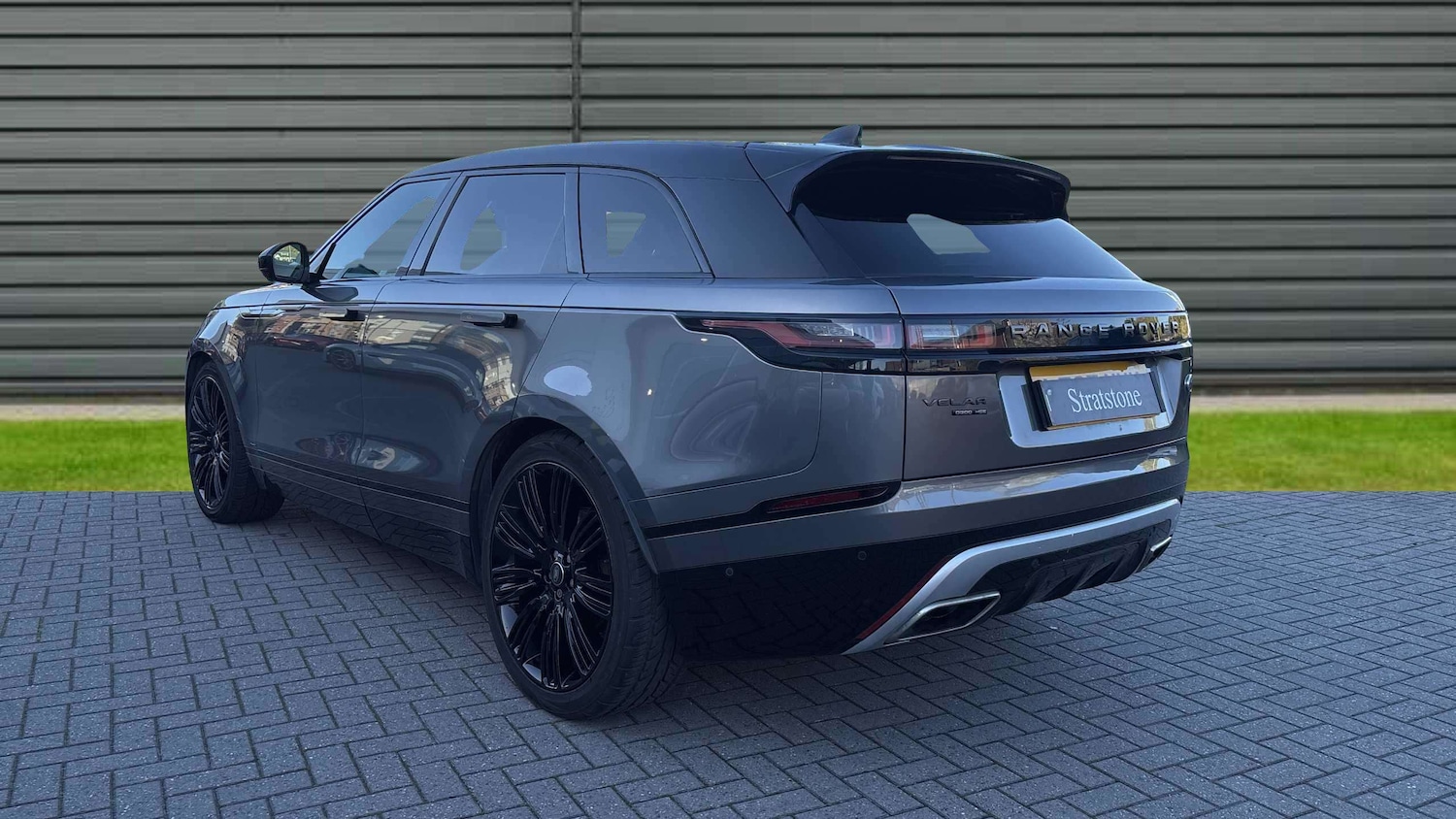 Used Land Rover Range Rover Velar 2017 for sale - 76192045: Photo 3