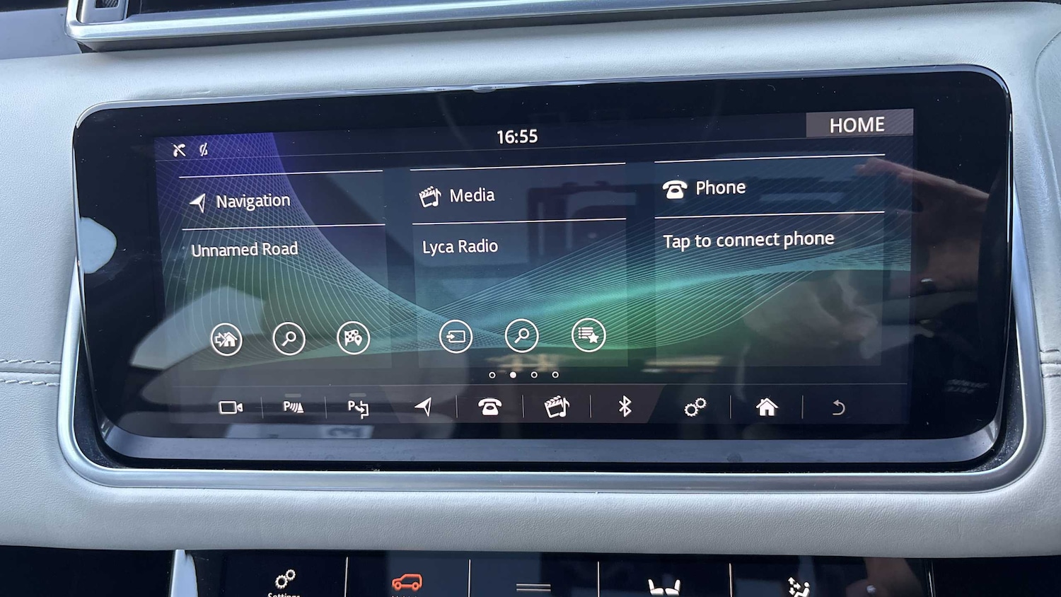 Used Land Rover Range Rover Velar 2017 for sale - 76192045: Photo 32