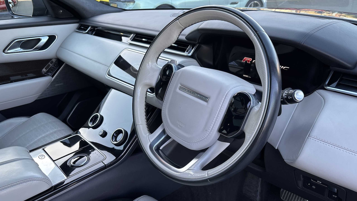 Used Land Rover Range Rover Velar 2017 for sale - 76192045: Photo 6