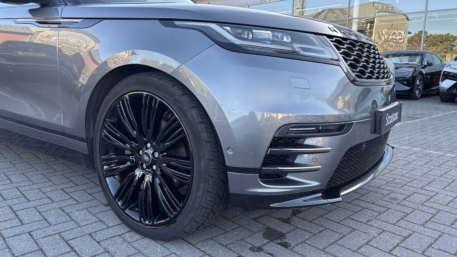 Used Land Rover Range Rover Velar 2017 for sale - 76192045: Photo 9