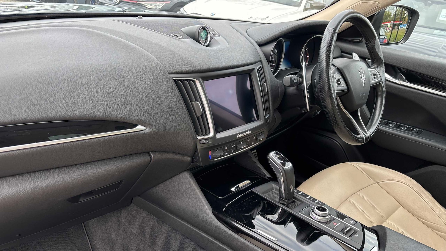 Used Maserati Levante 2019 for sale - 76475760: Photo 2