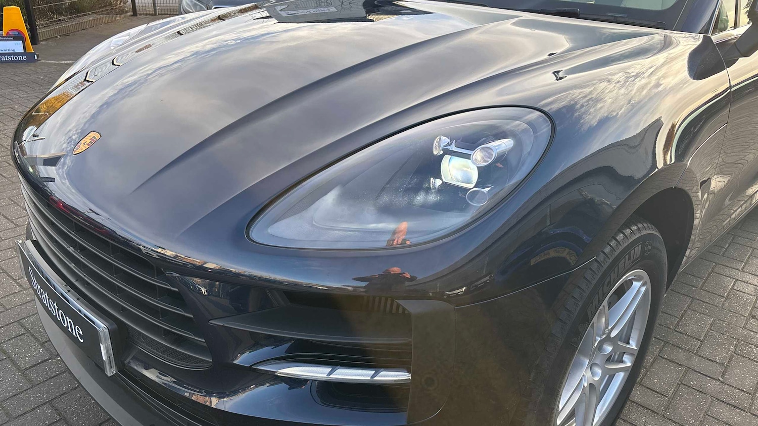 Used Porsche Macan 2021 for sale - 76842888: Photo 11