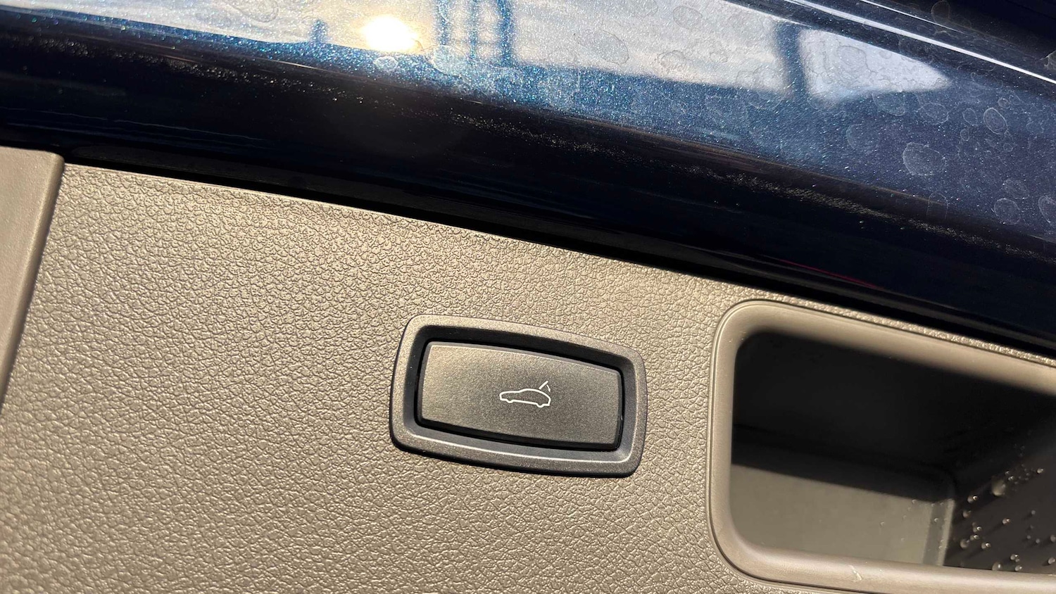 Used Porsche Macan 2021 for sale - 76842888: Photo 15