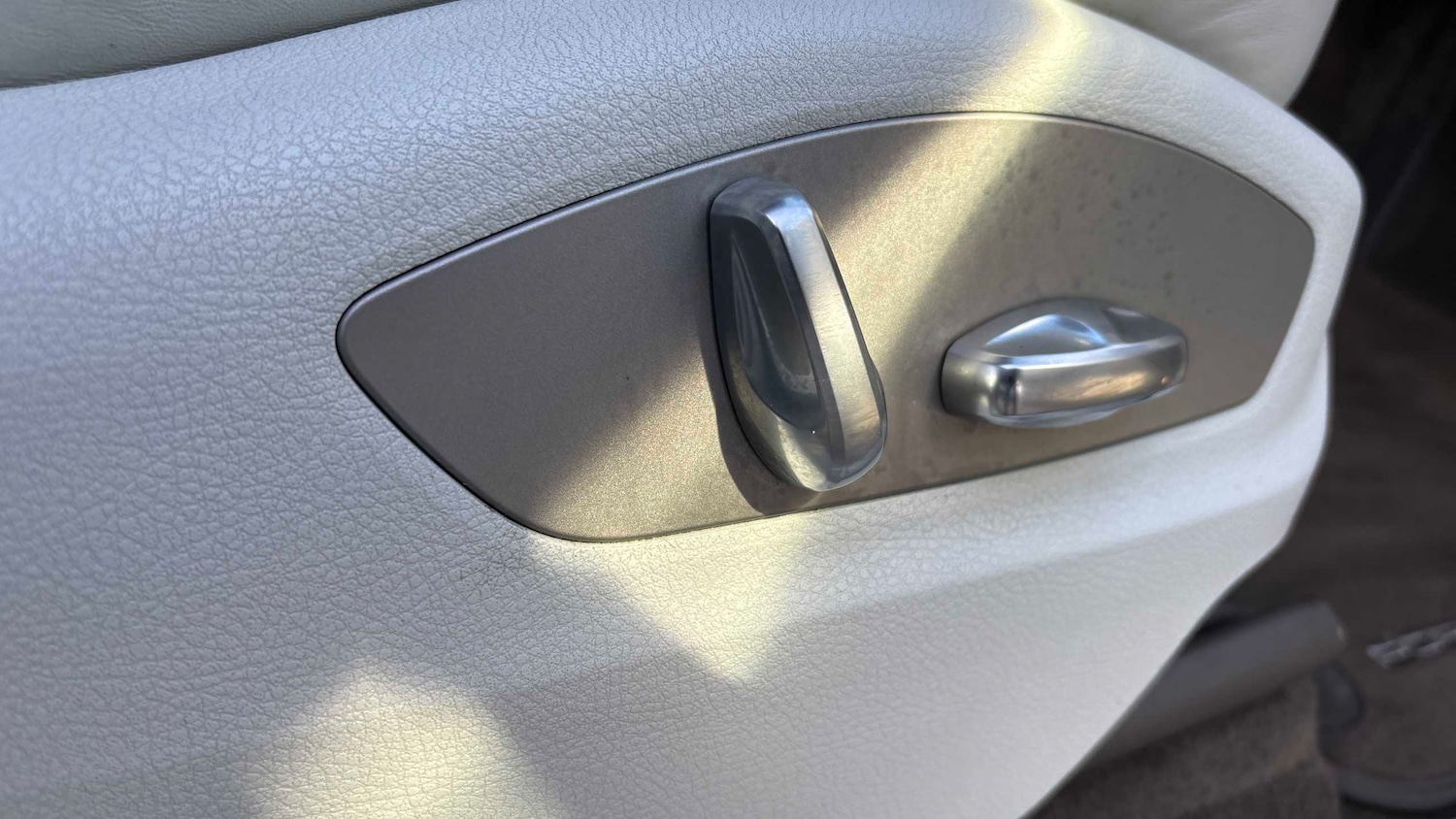 Used Porsche Macan 2021 for sale - 76842888: Photo 17