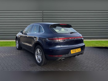 Used Porsche Macan 2021 for sale - 76842888: Photo