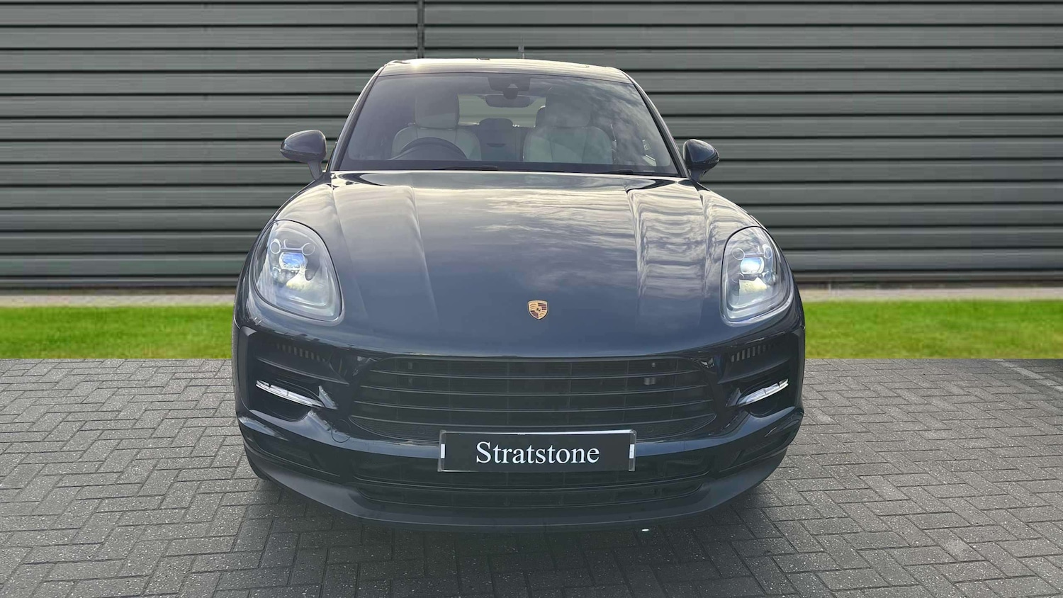 Used Porsche Macan 2021 for sale - 76842888: Photo 7