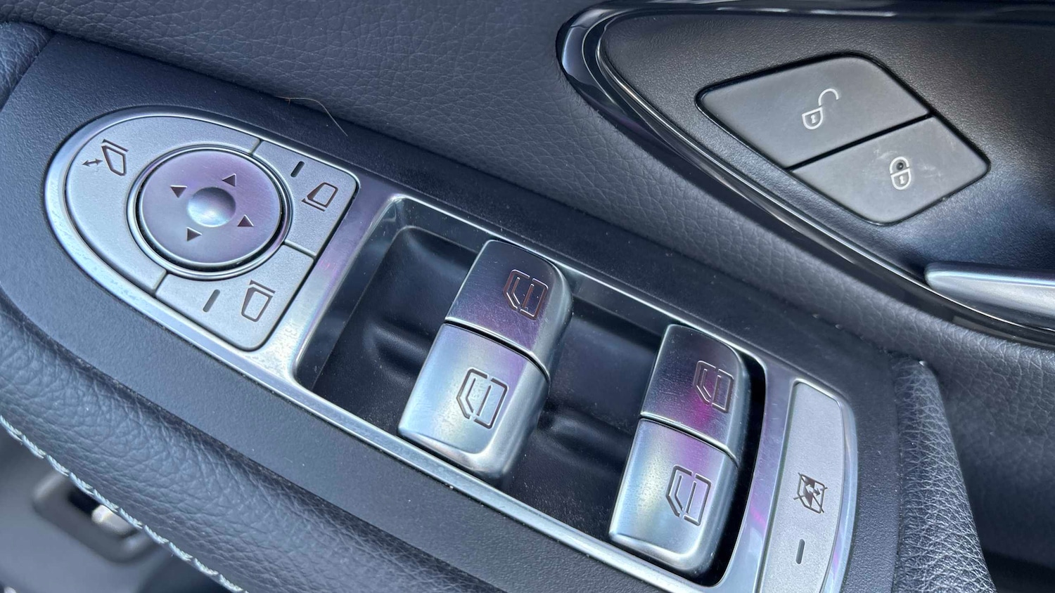 Used Mercedes-Benz GLC 2019 for sale - 76524016: Photo 16