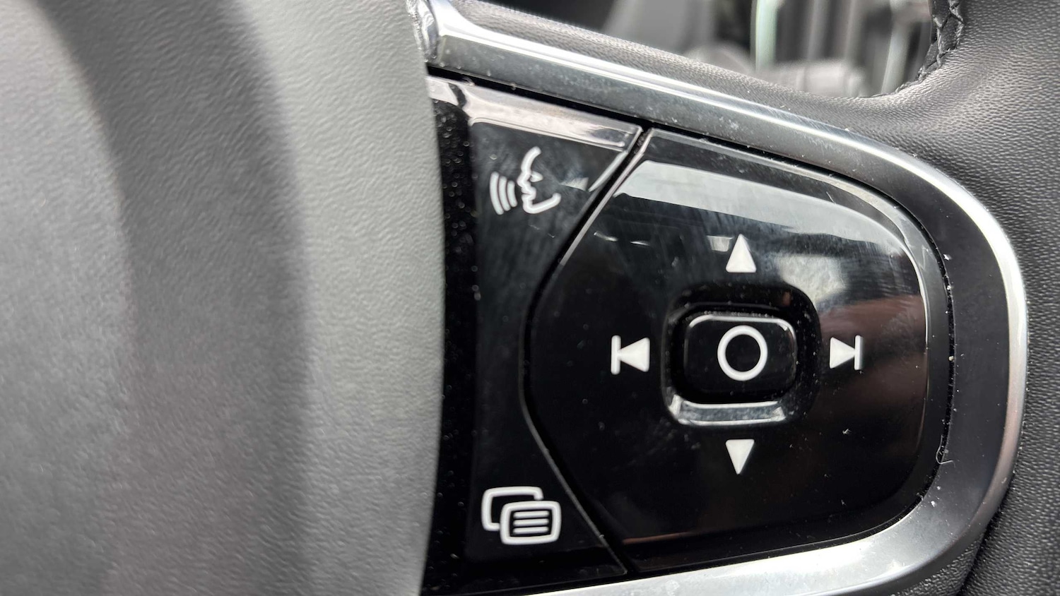Used Volvo XC60 2023 for sale - 76156170: Photo 30