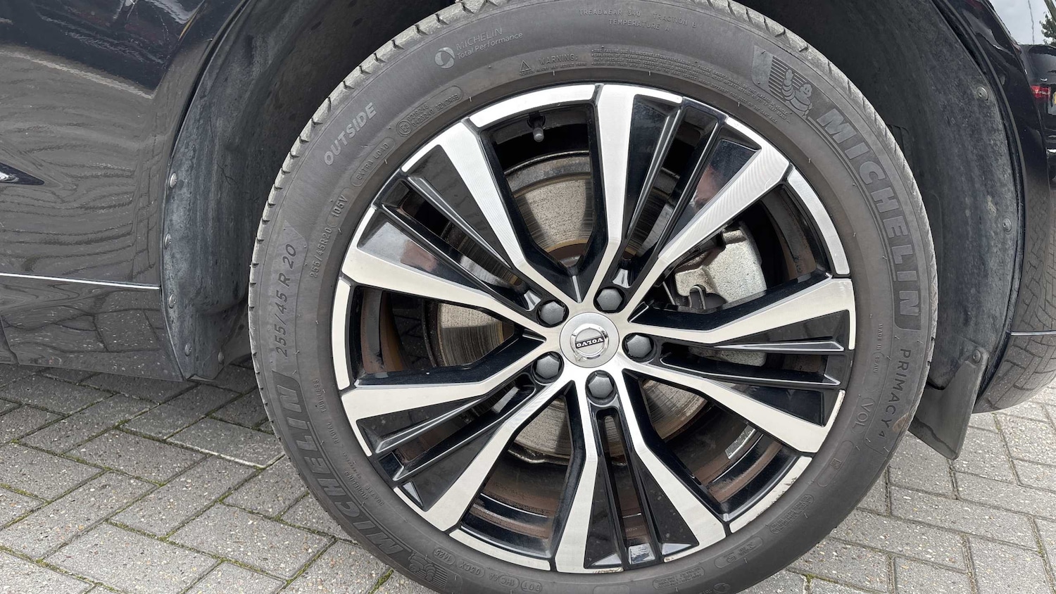 Used Volvo XC60 2023 for sale - 76156170: Photo 6