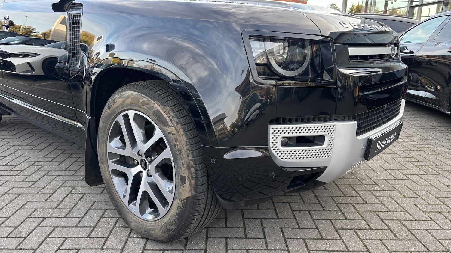 Used Land Rover Defender 2021 for sale - 76564428: Photo 11