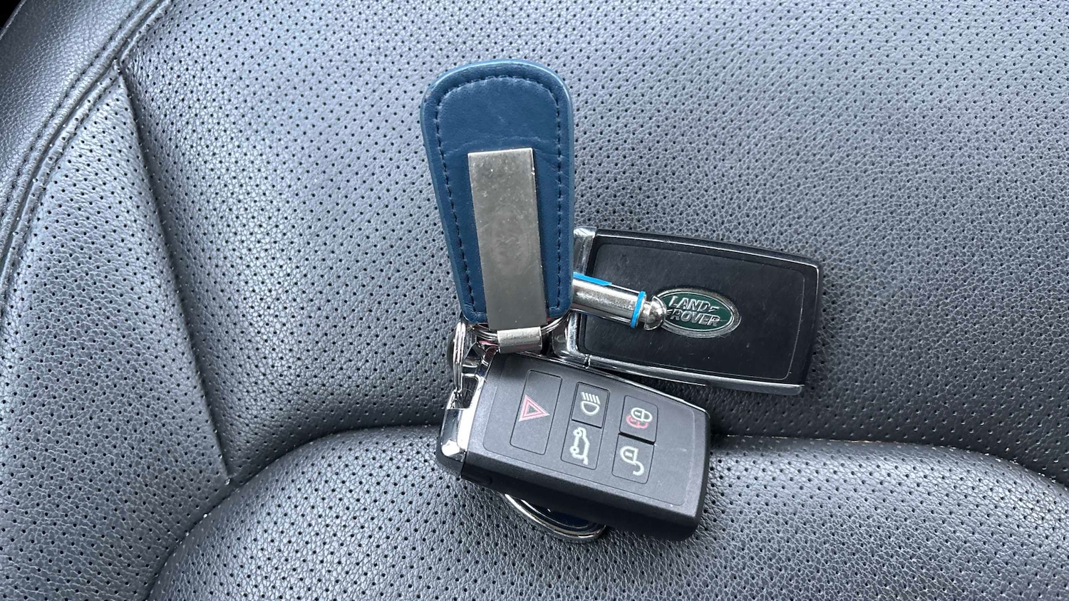 Used Land Rover Defender 2021 for sale - 76564428: Photo 33