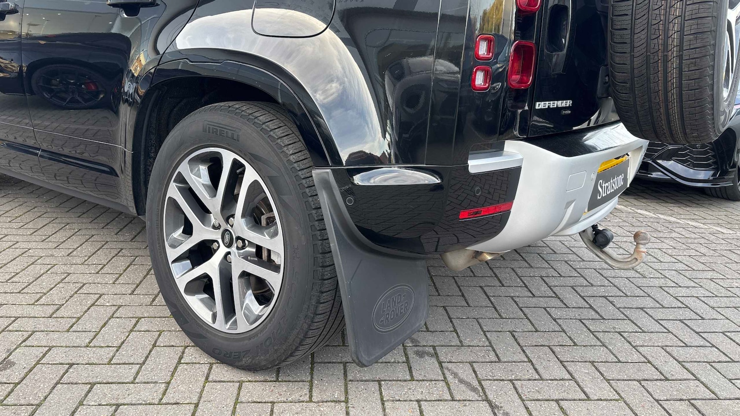 Used Land Rover Defender 2021 for sale - 76564428: Photo 9