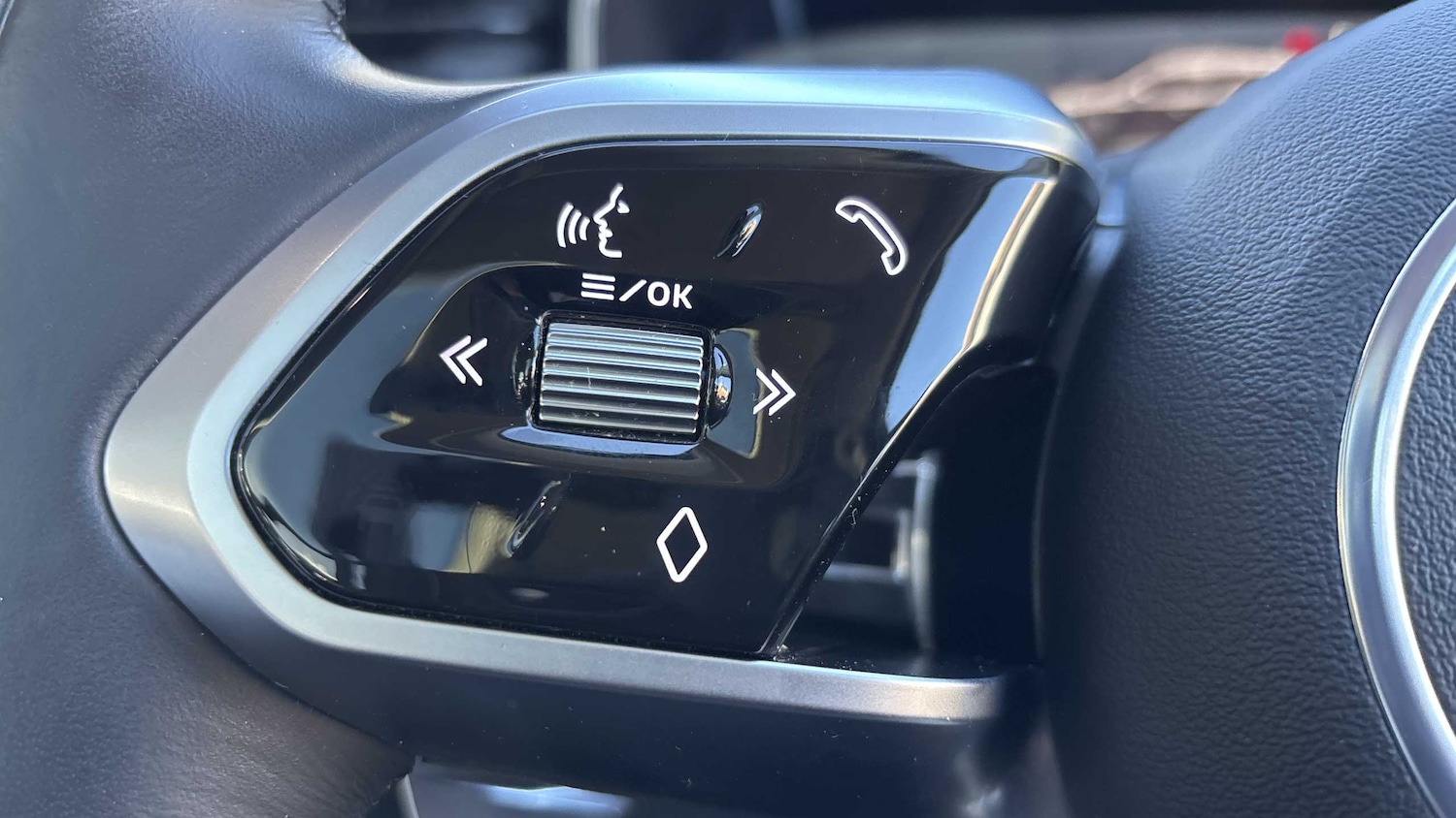 Used Jaguar F-Pace 2021 for sale - 76378799: Photo 24