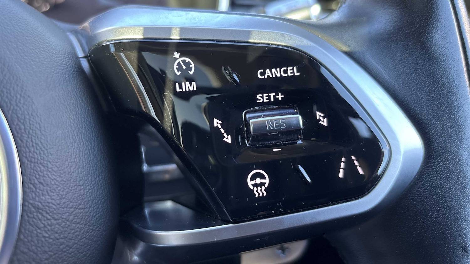 Used Jaguar F-Pace 2021 for sale - 76378799: Photo 25