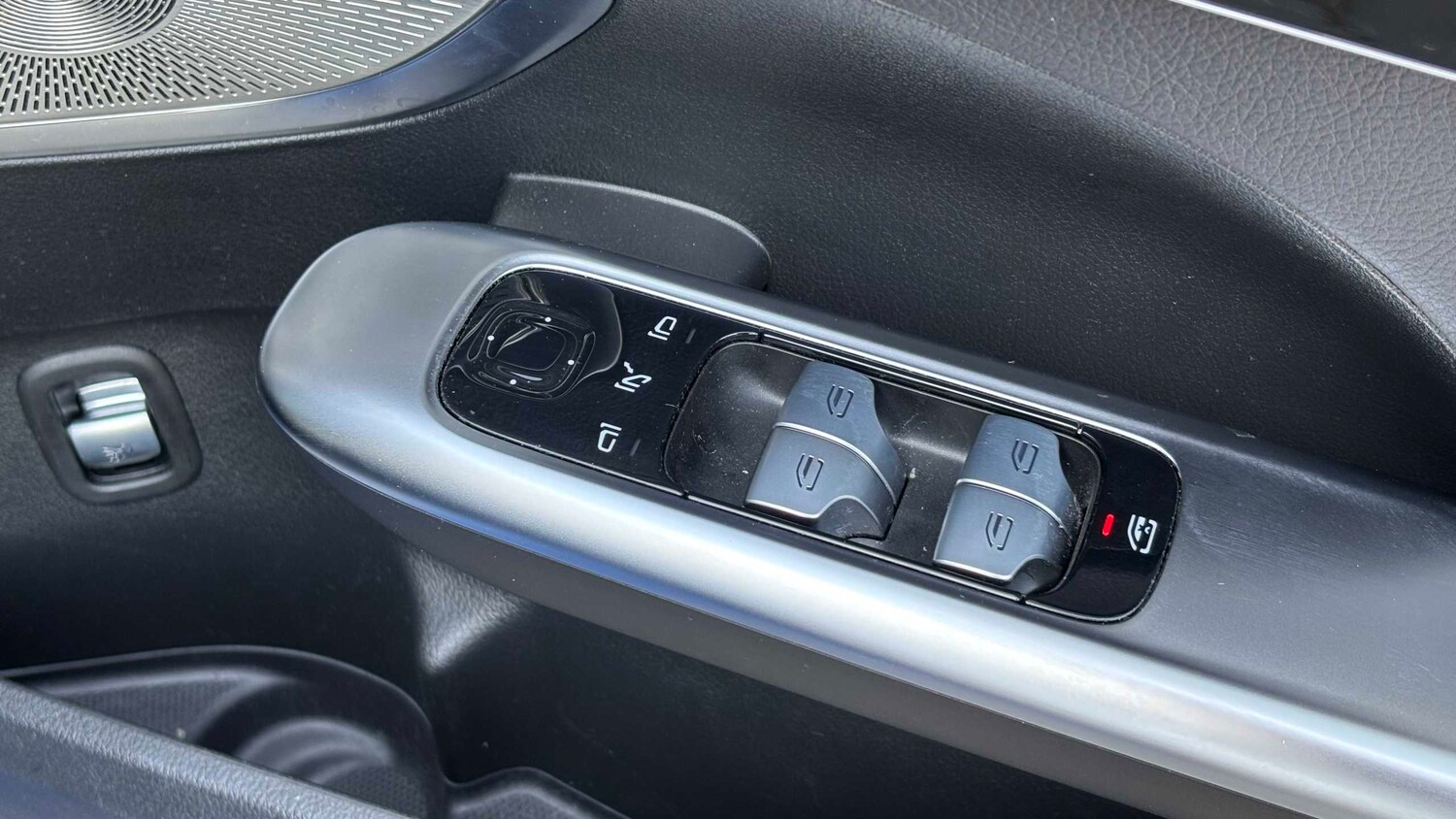 Used Mercedes-Benz C Class 2024 for sale - 77960745: Photo 28