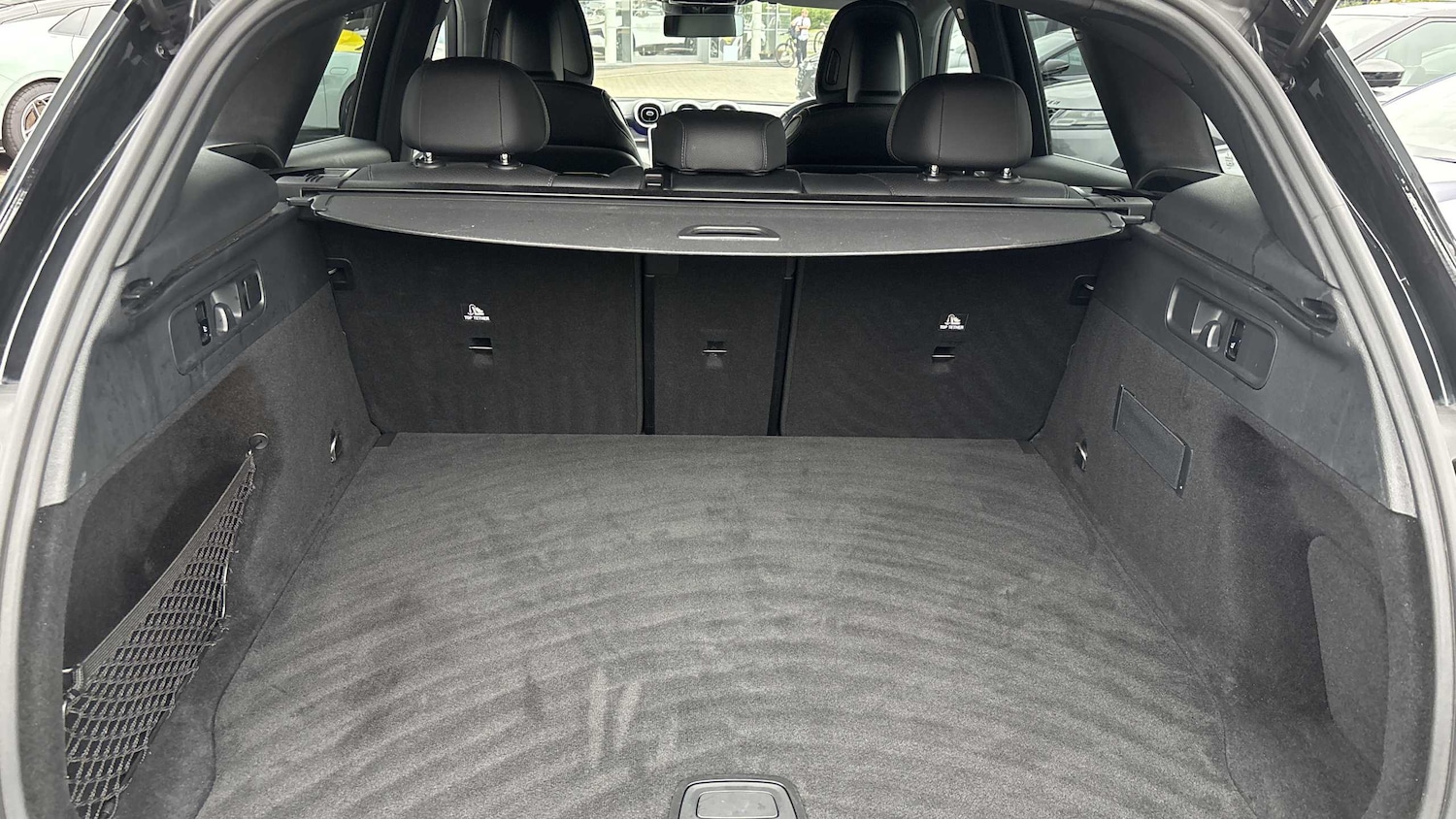 Used Mercedes-Benz GLC 2023 for sale - 76262478: Photo 13