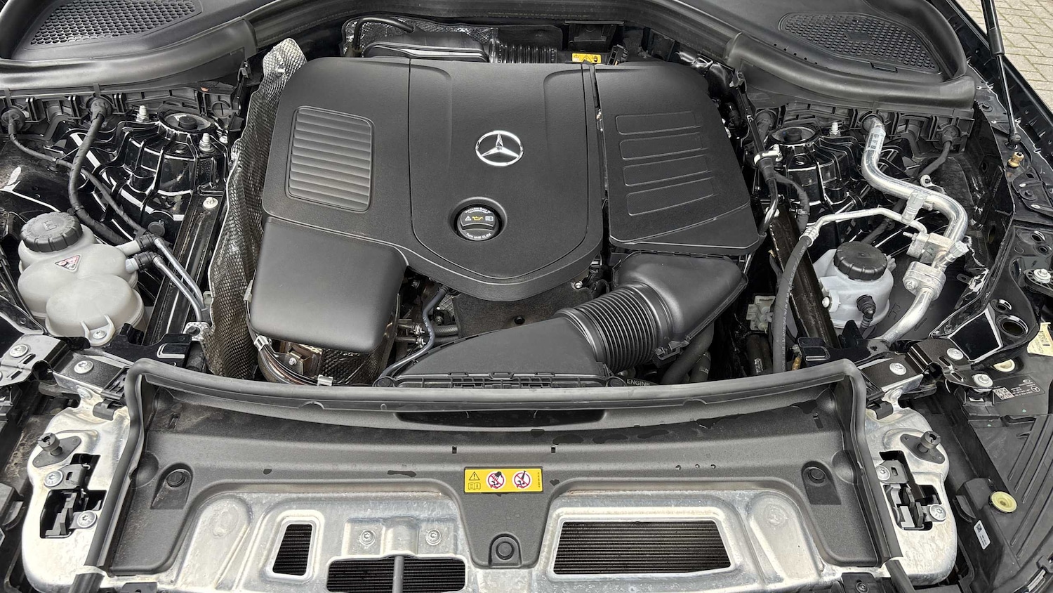Used Mercedes-Benz GLC 2023 for sale - 76262478: Photo 15
