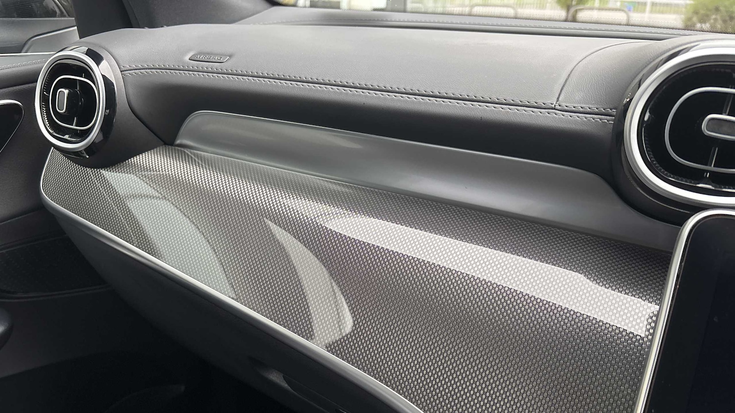 Used Mercedes-Benz GLC 2023 for sale - 76262478: Photo 21