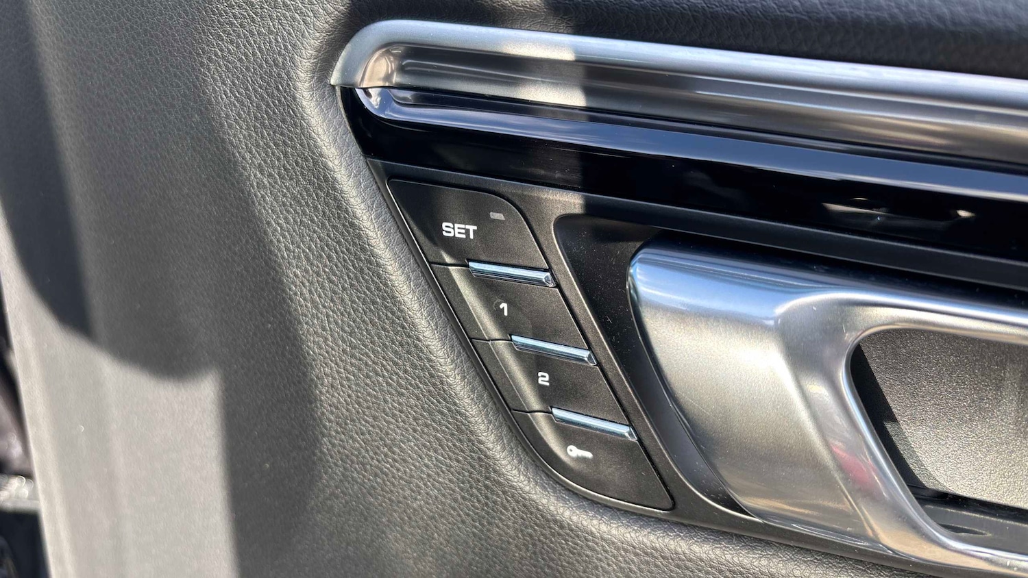 Used Porsche Macan 2019 for sale - 76442462: Photo 17