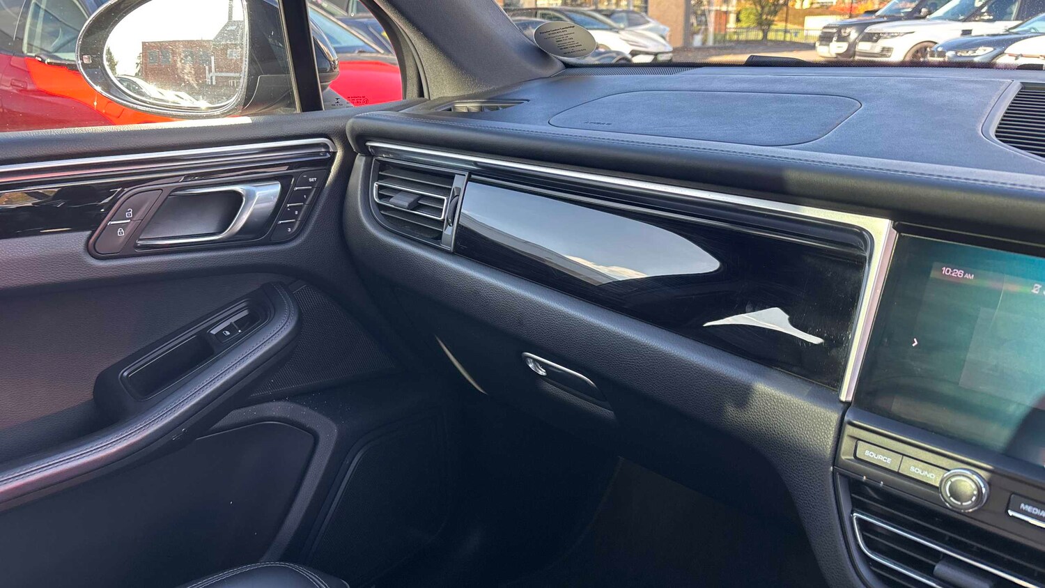 Used Porsche Macan 2019 for sale - 76442462: Photo 23