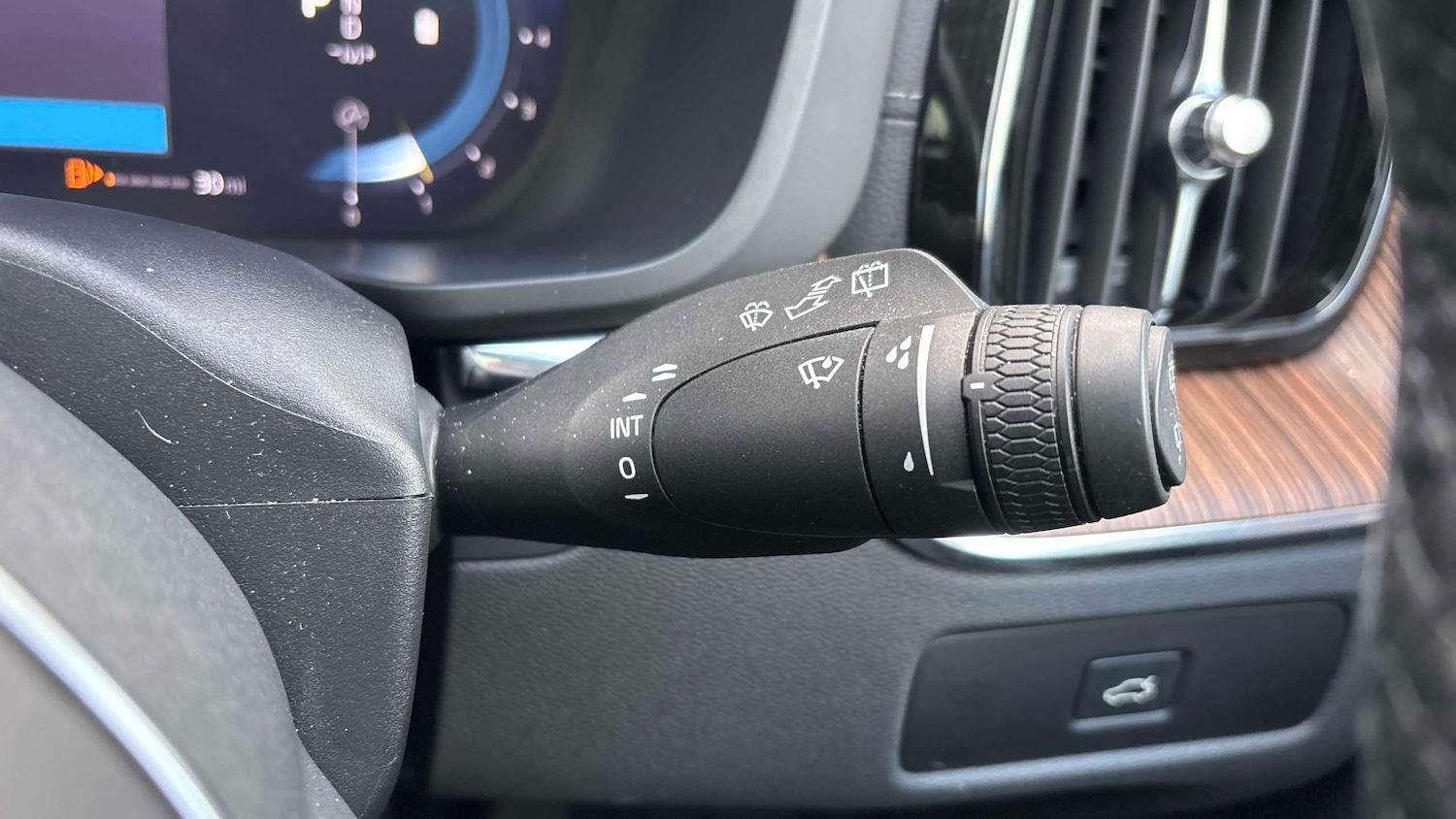 Used Volvo XC60 2022 for sale - 76636751: Photo 29