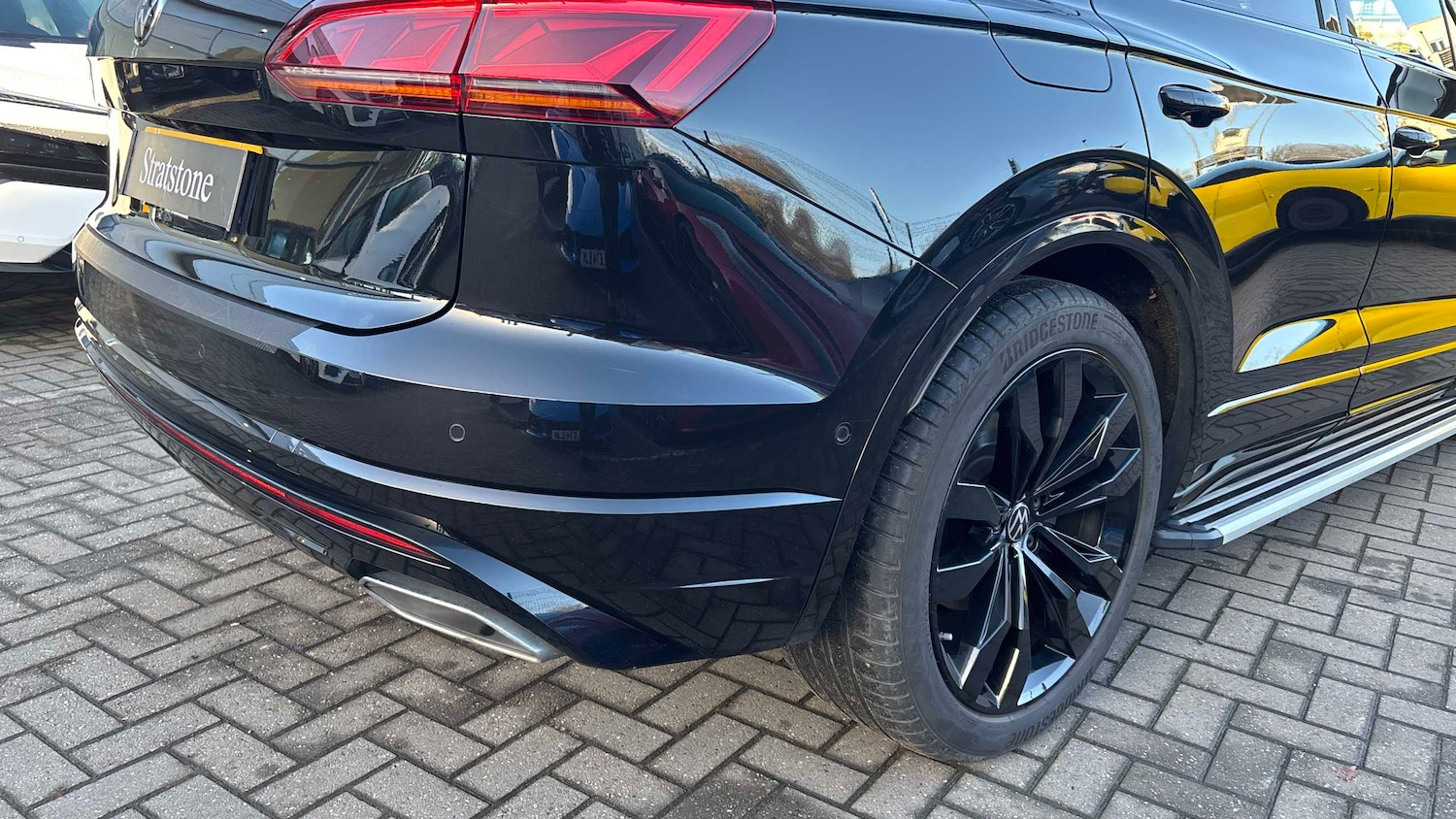 Used Volkswagen Touareg 2023 for sale - 77011132: Photo 10