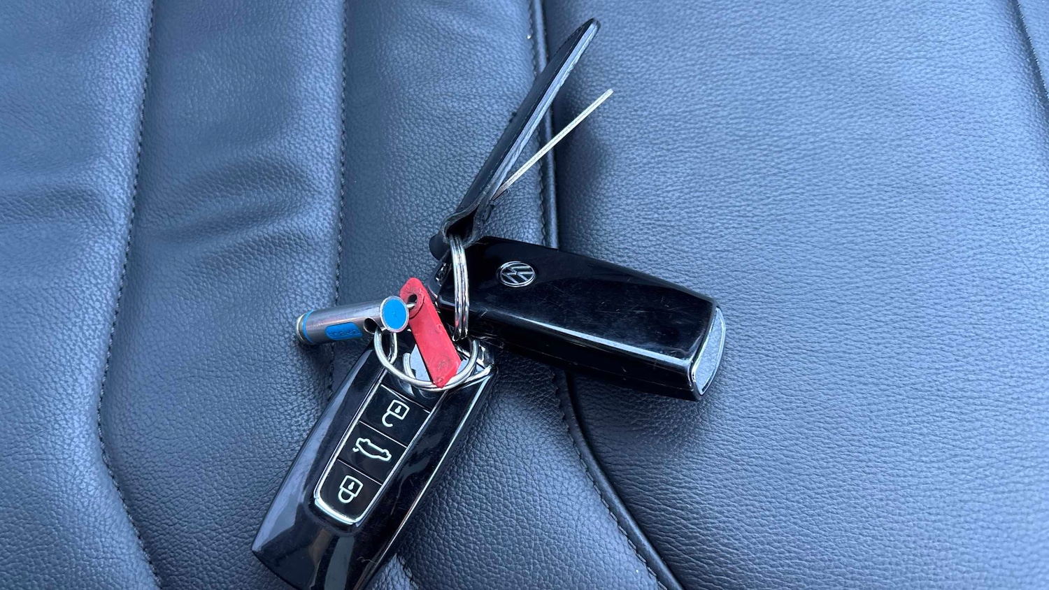 Used Volkswagen Touareg 2023 for sale - 77011132: Photo 35