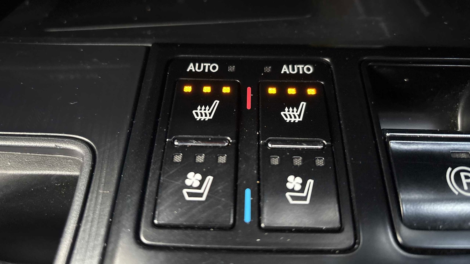 Used Lexus RX 2021 for sale - 76488166: Photo 31