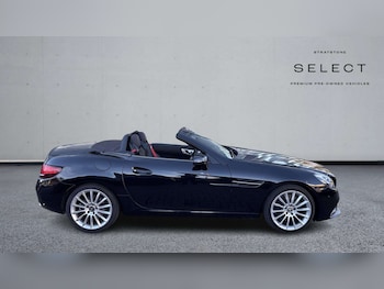 Used Mercedes-Benz SLC 2017 for sale - 77698805: Photo