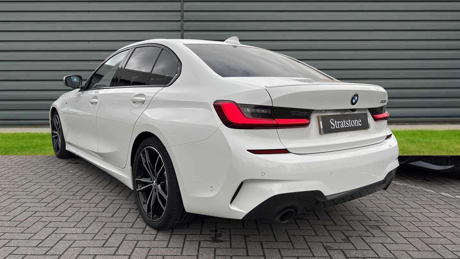 Used BMW 3 Series 2021 for sale - 76515533: Photo 3