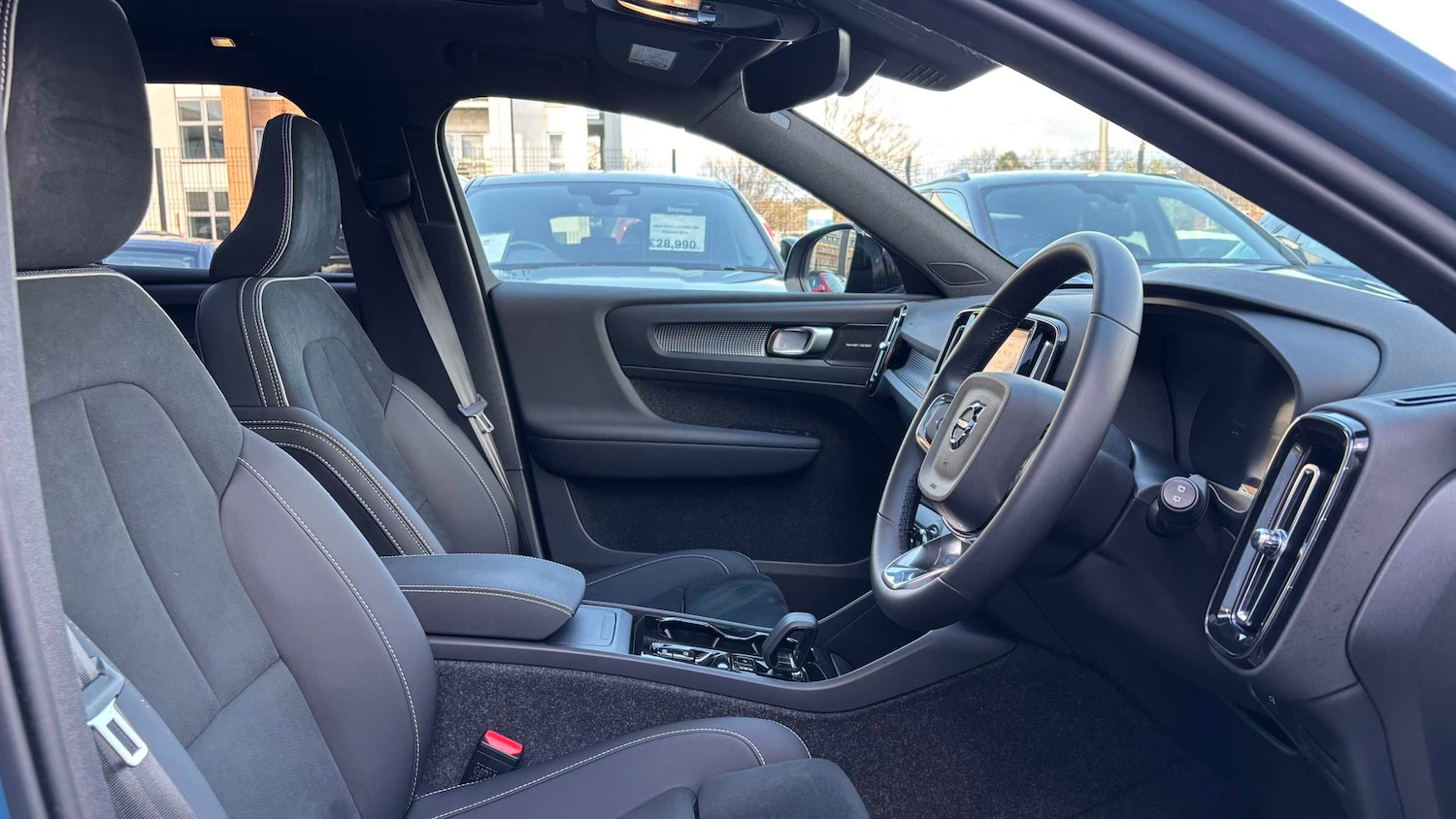 Used Volvo XC40 2025 for sale - 78089586: Photo 12