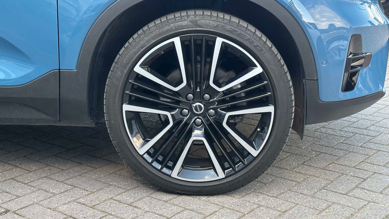 Used Volvo XC40 2025 for sale - 78089586: Photo 6