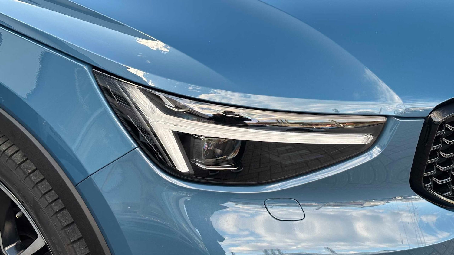 Used Volvo XC40 2025 for sale - 78089586: Photo 8