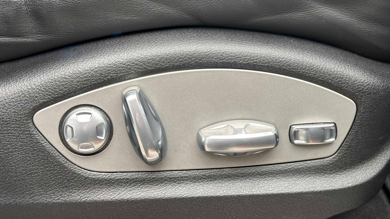 Used Porsche Macan 2017 for sale - 77913592: Photo 13