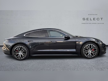 Used Porsche Taycan 2020 for sale - 78925280: Photo