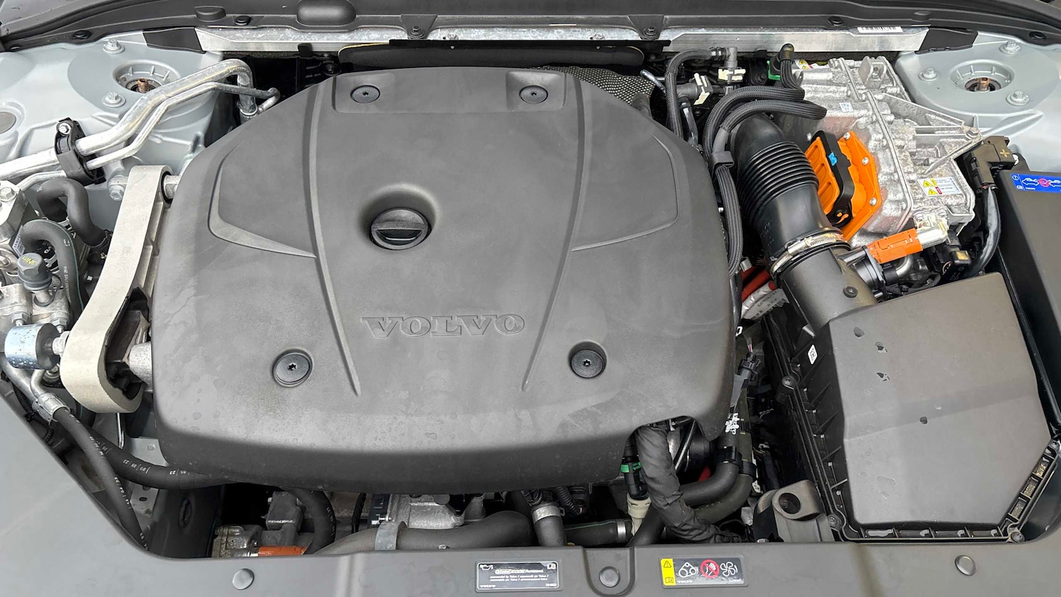 Used Volvo V60 2023 for sale - 77308436: Photo 12