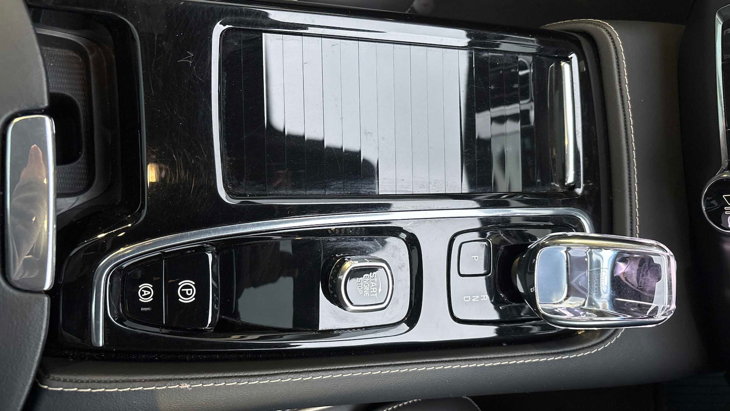 Used Volvo V60 2023 for sale - 77308436: Photo 21