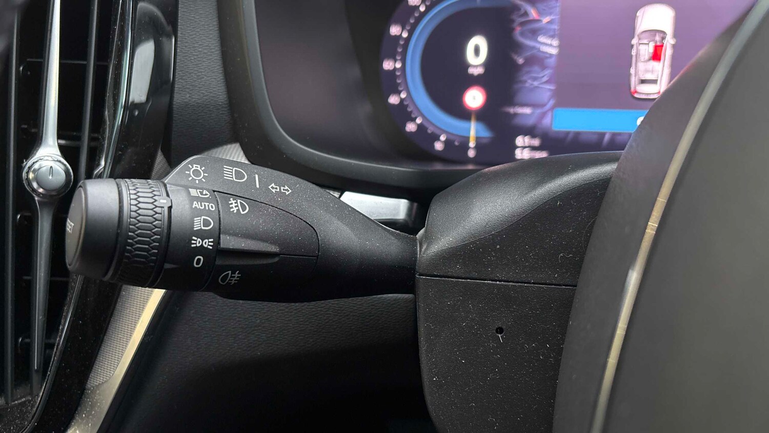 Used Volvo V60 2023 for sale - 77308436: Photo 24