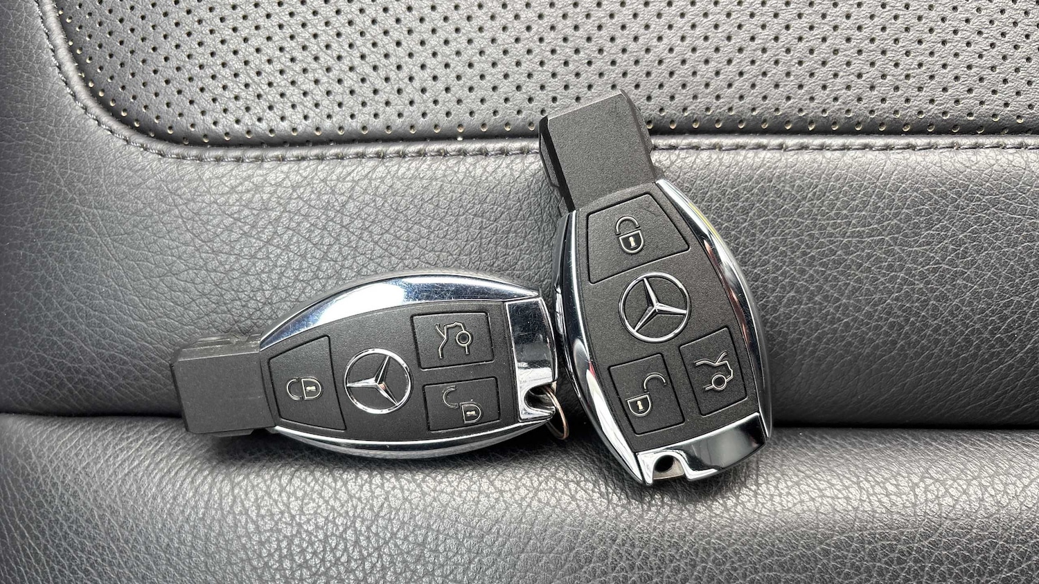 Used Mercedes-Benz SLC 2017 for sale - 76218446: Photo 30