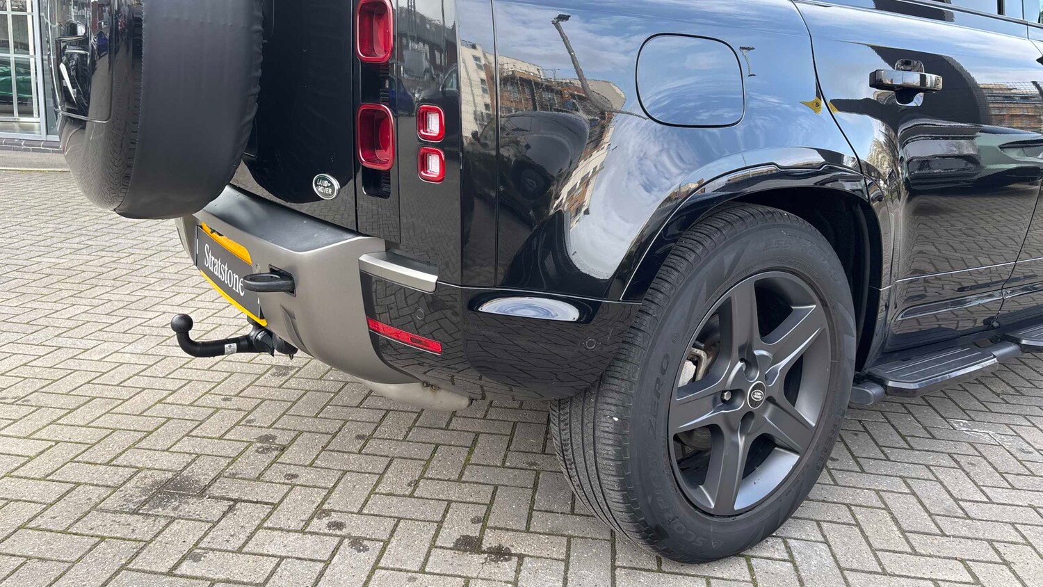 Used Land Rover Defender 2021 for sale - 77686636: Photo 10