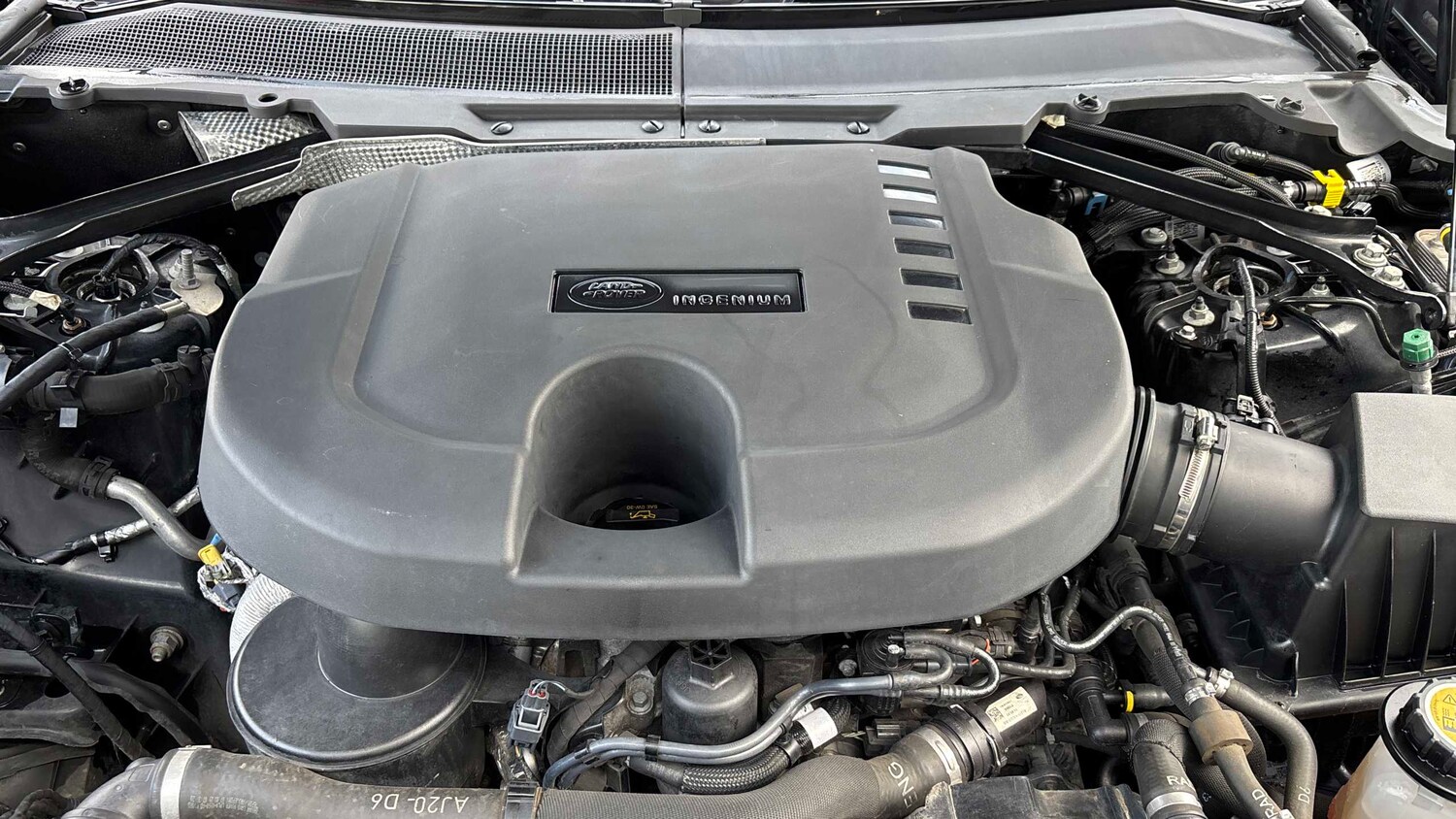 Used Land Rover Defender 2021 for sale - 77686636: Photo 14