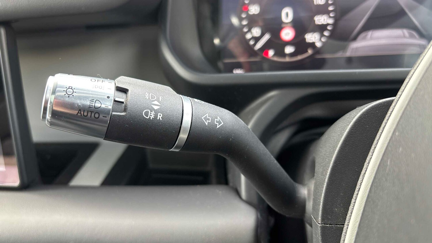 Used Land Rover Defender 2021 for sale - 77686636: Photo 26