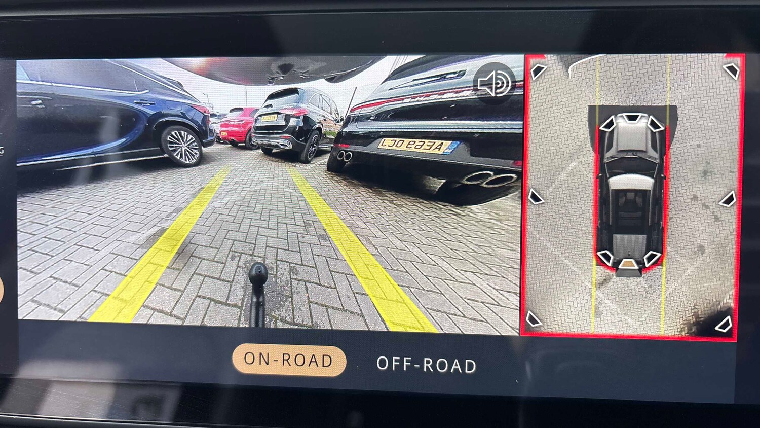 Used Land Rover Defender 2021 for sale - 77686636: Photo 32