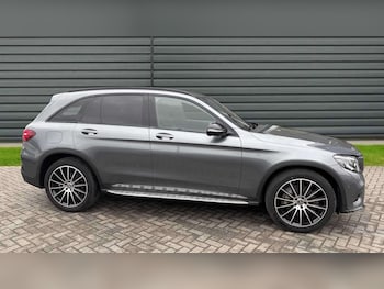 Used Mercedes-Benz GLC 2019 for sale - 77389861: Photo