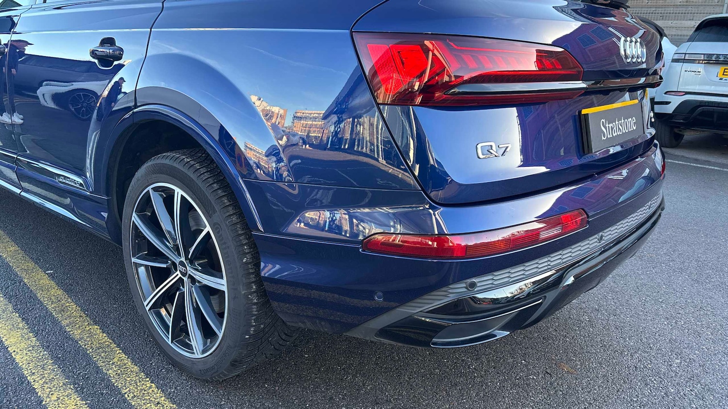 Used Audi Q7 2023 for sale - 76916189: Photo 11