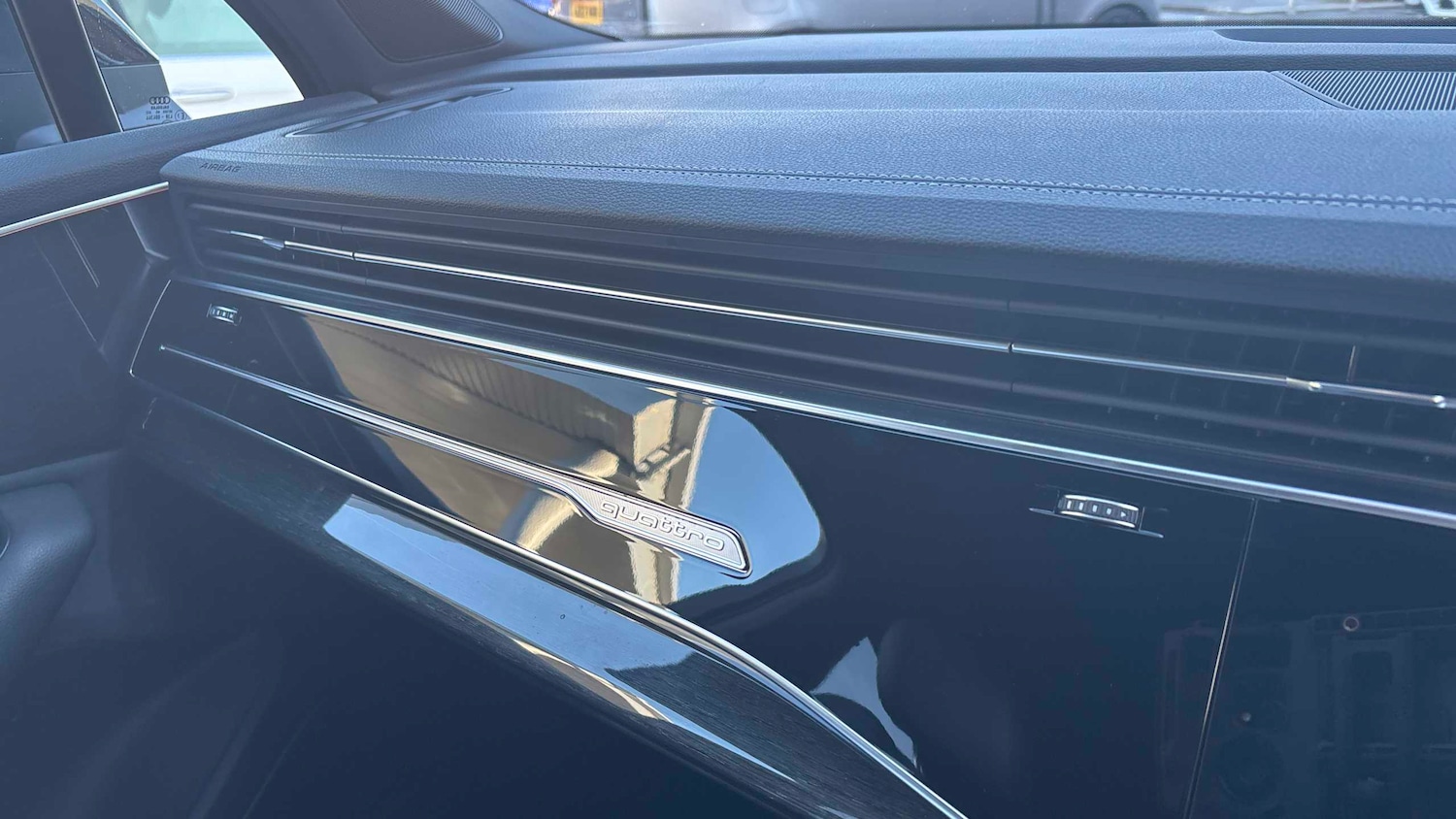 Used Audi Q7 2023 for sale - 76916189: Photo 22