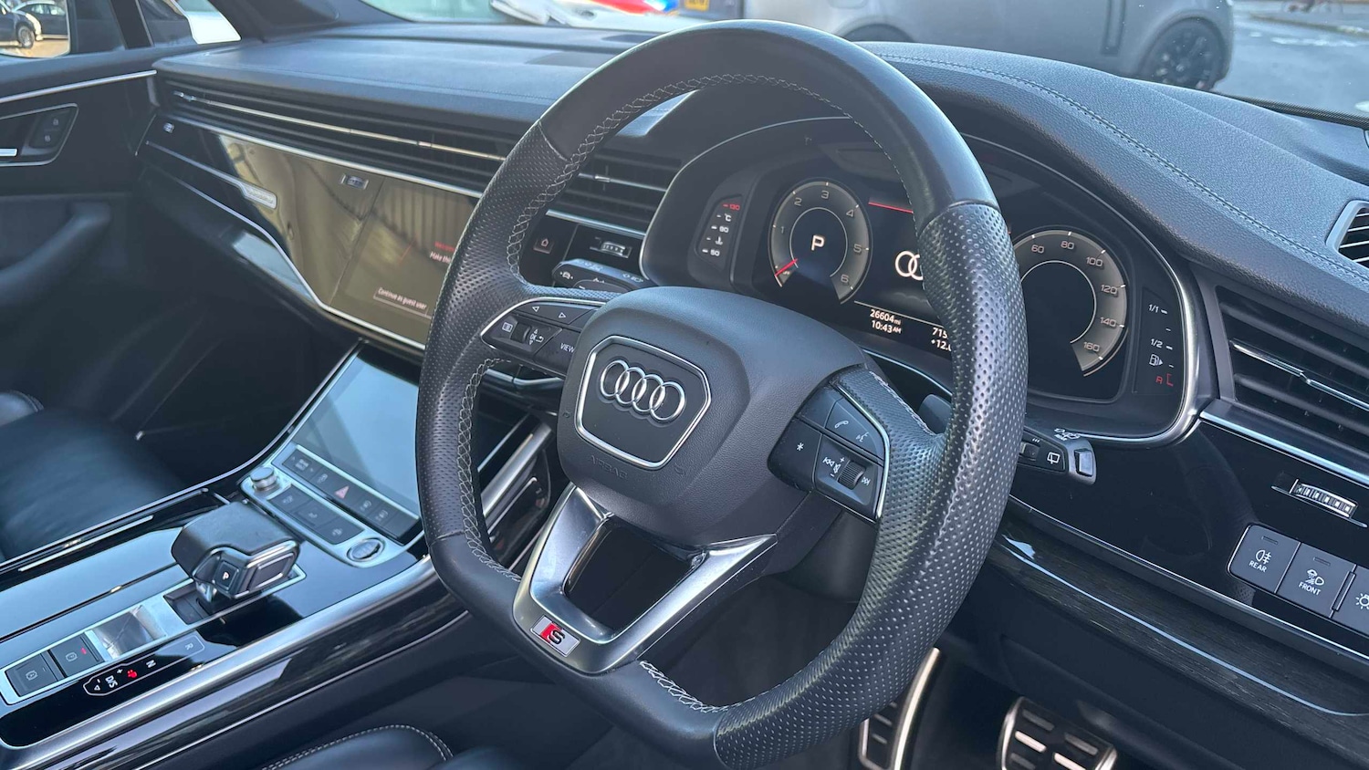 Used Audi Q7 2023 for sale - 76916189: Photo 6