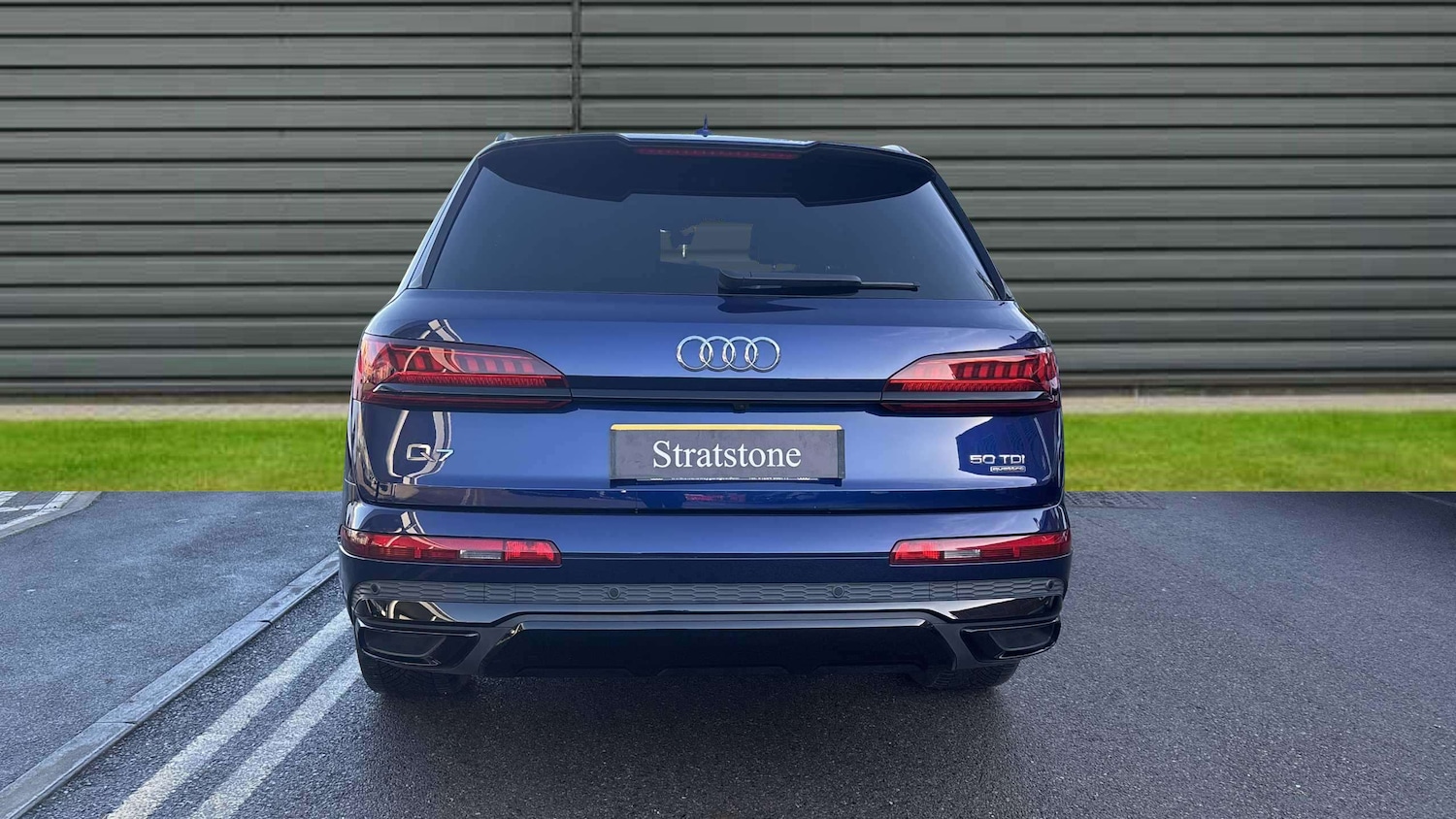 Used Audi Q7 2023 for sale - 76916189: Photo 8