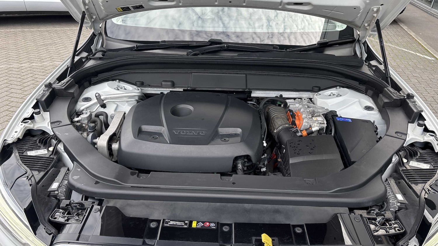 Used Volvo XC60 2020 for sale - 76141858: Photo 11