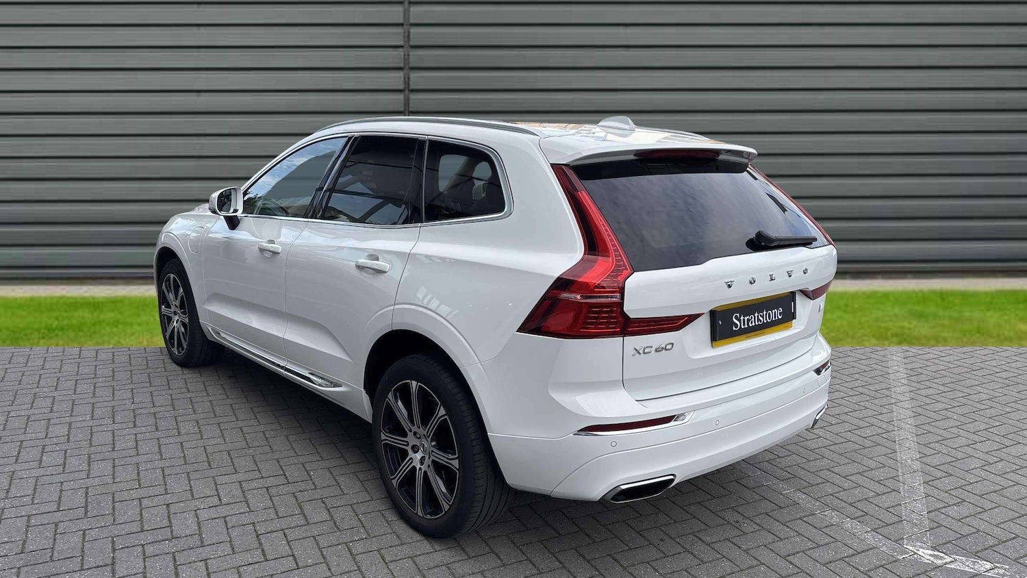 Used Volvo XC60 2020 for sale - 76141858: Photo 4